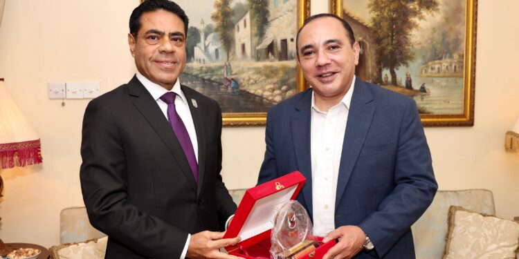 بعثة الأهلي في مأدبة عشاء بمنزل سفير مصر بكينيا