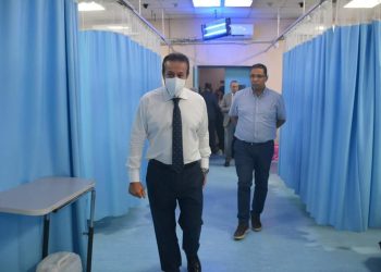 عبد الغفار يستعرض الخدمات الطبية المقدمة ضمن حملة ١٠٠ يوم صحة