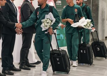 كواليس استقبال بعثة الأهلي في الرياض قبل السوبر الأفريقي.. استقبال حار من السفير وحضور ممثل هيئة الترفيه بالسعودية