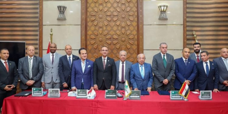 انطلاق قمة مصر لوسائل النقل الكهربائية وتتعاون مع نقابة المهندسين لتعزيز جهود الاستدامة