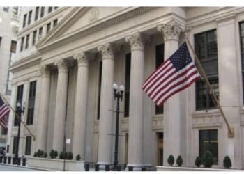 الولايات المتحدة تخفض أسعار الفائدة بمقدار 0.5 % للمرة الأولى منذ 2020