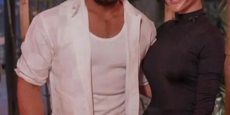 مطعم تامر حسني يحتفل بافتتاح مميز بحضور نجوم الفن والرياضة .. صور