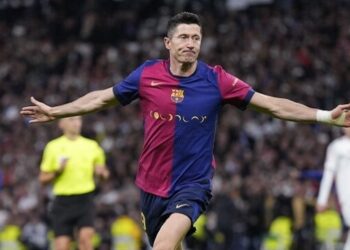 كلاسيكو الأرض .. برشلونة يمطر شباك ريال مدريد برباعية في عرض فني مميز بمعقل الملكي