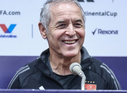 كولر : لا أملك عصا سحرية مع الأهلي .. وندرك قيمة لقاء العين