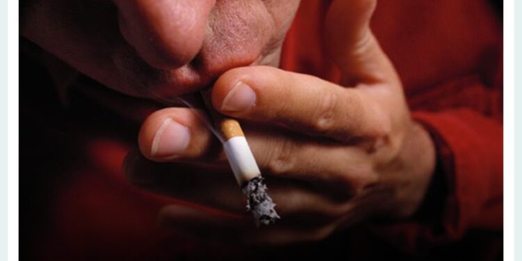 الشيشة و(الفيب) أقل ضررًا من السجائر التقليدية .. ما القصة ؟