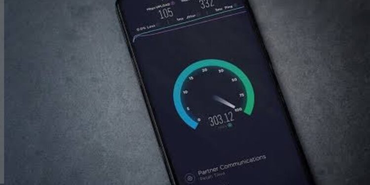 هل ينقذ الجيل الخامس سرعة الإنترنت المحمول في مصر ؟ .. زحّف 3 ميجا خلال 9 شهور