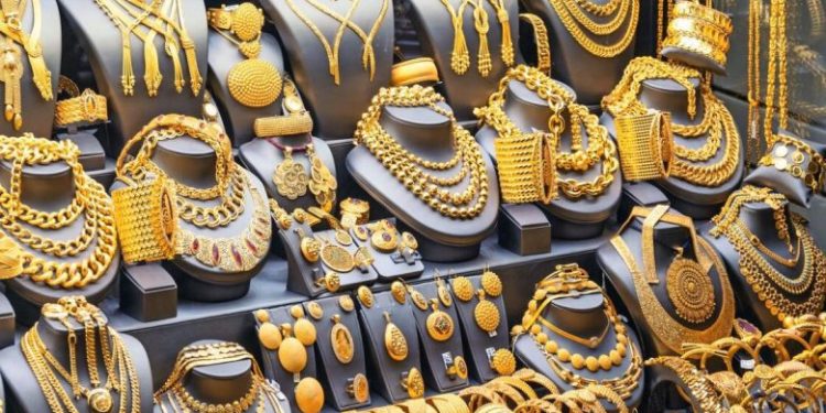 متوسط أسعار الذهب في السوق المصري بمنتصف تعاملات الجمعة ١١ أكتوبر ٢٠٢٤