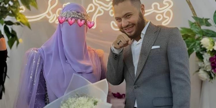 فنان الإنشاد الديني .. فارس حميدة طفل مهرجان “مفيش صاحب” يحتفل بخطوبته على فتاة منتقبة