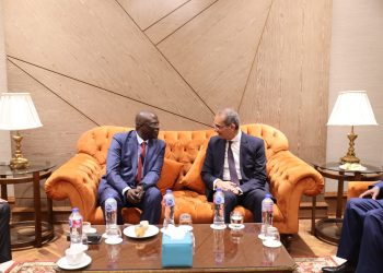 وزير الاتصالات يكشف الفارق بين منصة مصر الرقمية ومنظومة الخزانة الرقمية