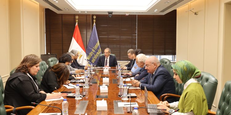 أبرز لقاءات وزير الاتصالات خلال القمة العالمية للبنية التحتية