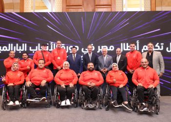 الاتصالات : تطويع أدوات التكنولوجيا من برمجيات وأجهزة ومعدات لخدمة ذوى القدرات