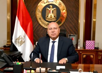 لماذا يلتقي كامل الوزير بمستثمري الفيوم؟