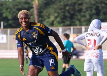 الأهلي يستهل مشواره بدوري الكرة النسائية الأول في مصر متفوقًا على الزمالك