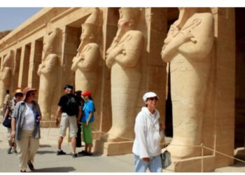 البنك المركزي يعلن شروط الاستفادة من مبادرة دعم السياحة