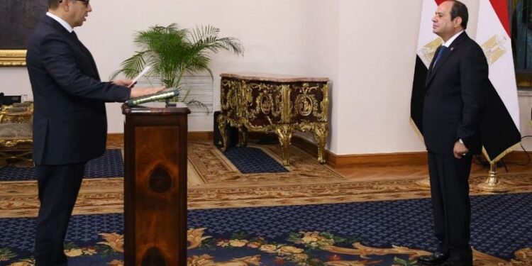 اللواء حسن محمود رشاد رئيسًا للمخابرات العامة خلفًا لـ عباس كامل