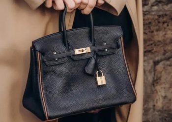 ذوق عصري وتصميم راقي .. لماذا يفضل المشاهير حقائب Hermès ؟