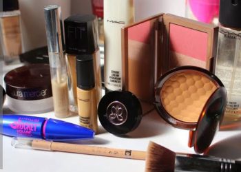 أبرز إطلالات مستحضرات التجميل والمكياج.. لمحبات اللون الوردي