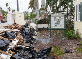 إعلان الطوارئ و٥ مليون نازح بولاية فلوريدا .. إعصار ميلتون يكبد أمريكا خسائر فادحة