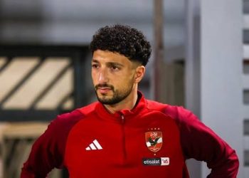 عالقة في لبنان تحت الغارات الجوية والهجوم البري .. وسام أبو علي يطلب الدعاء لأسرته