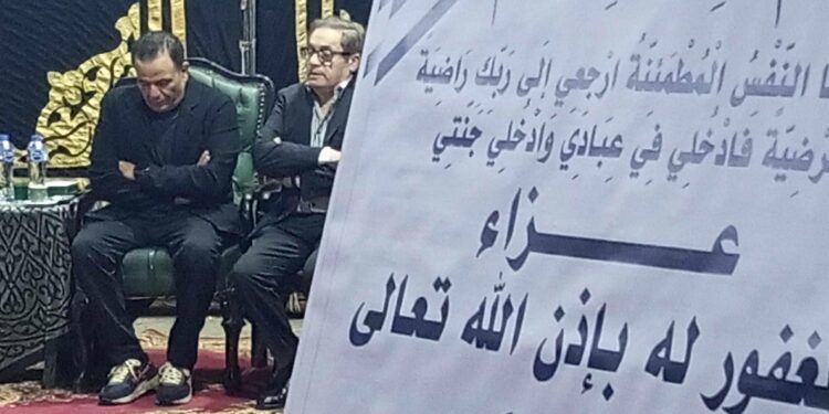 أبناء مبارك وكبار الشخصيات العامة وفناني مصر في عزاء الراحل حسن يوسف