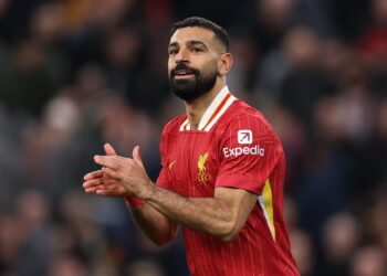 كواليس مفاوضات ليفربول مع محمد صلاح لتمديد تعاقده