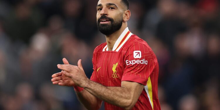 كواليس مفاوضات ليفربول مع محمد صلاح لتمديد تعاقده