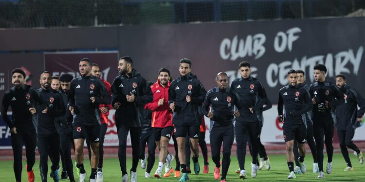 الأهلي بزيه التقليدي أمام ستاد أبيدجان في افتتاحية مجموعات أبطال أفريقيا .. اليوم