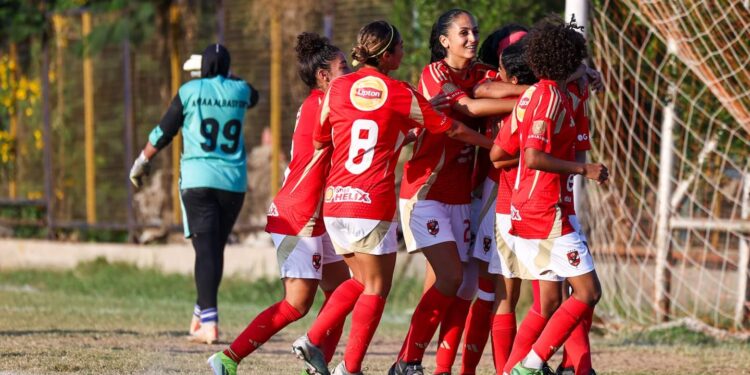 بالنسخة الأولى لدوري الكرة النسائية .. الأهلي يحقق انتصارا تاريخيا بثمانية أمام اتحاد بسيون