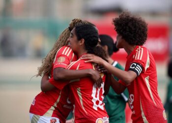 غرائب كرة القدم النسائية .. الأهلي يسجل ٨ أهداف في شباك الاتحاد والأخير ينسحب بعد ٣٥ دقيقة