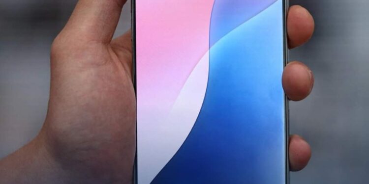 ابل تنقل إنتاج ايفون 17 من الصين إلى الهند لذلك السبب