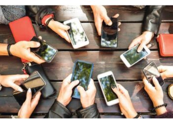 أسباب الجدل حول وقف الهواتف الدولية في مصر