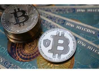 بيتكوين تتجاوز 4 ملايين جنيه .. أسباب الصعود ونصائح للمستثمرين