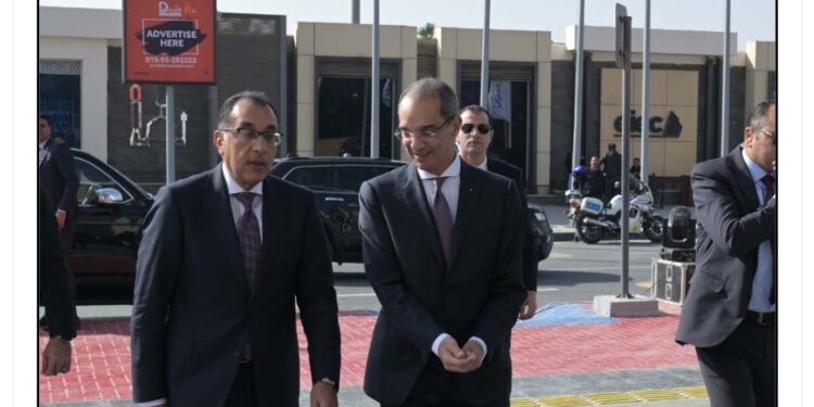 وزير الاتصالات : 175 شركة تصدر خدمات رقمية من مصر