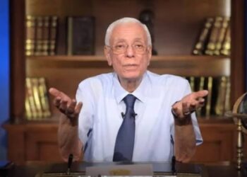 حسام موافي : الإقلاع عن التدخين يحتاج إلى رجل .. والمولى مطلع على ما ينفق في شراء السجائر