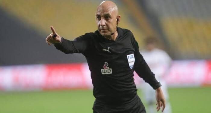 تسريبات تقنية الفار .. أحدث أزمات الكرة المصرية والحكم محمد عادل في مرمى النيران