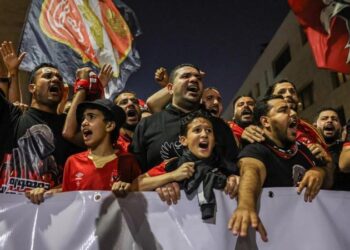 رئيس رابطة مشجعي في قطر يتحدث عن كواليس استقبال البعثة الحمراء