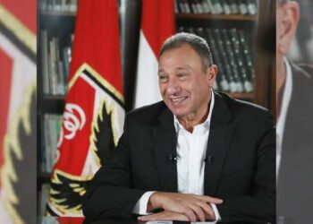 الخطيب يقود مفاوضات الأهلي مع هذا الثلاثي