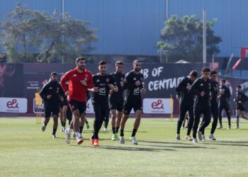 اليوم .. بعثة الأهلي تطير إلى جنوب أفريقيا استعدادا لملاقاة أورلاندو