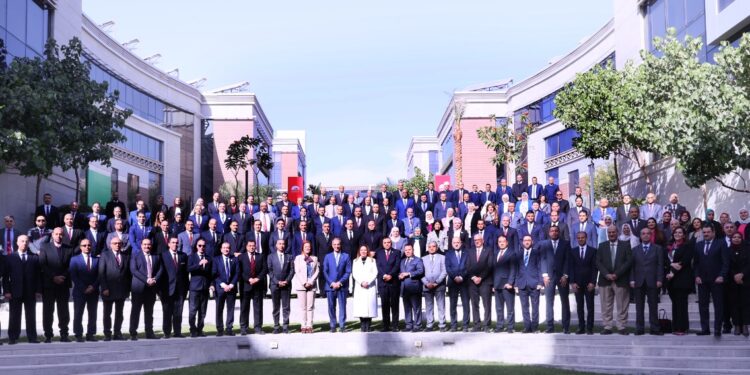 الاتصالات : تدريب 176 قيادة حكومية يمثلون 23 وزارة و6 محافظات