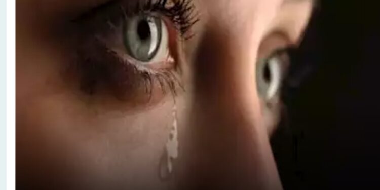 البكاء أداة طبيعية للتوازن النفسي وتعزيز الراحة .. تفاصيل