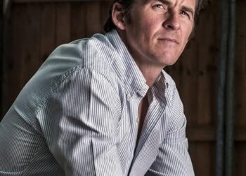 لاعب مانشستر: ميسي لن يمكنه تحقيق كل هذه الإنجازات الضخمة إذا نما جسمه طبيعياً