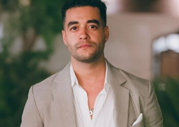 “ساعته وتاريخه” يشهد مشاركة خالد أنور في قصة جديدة