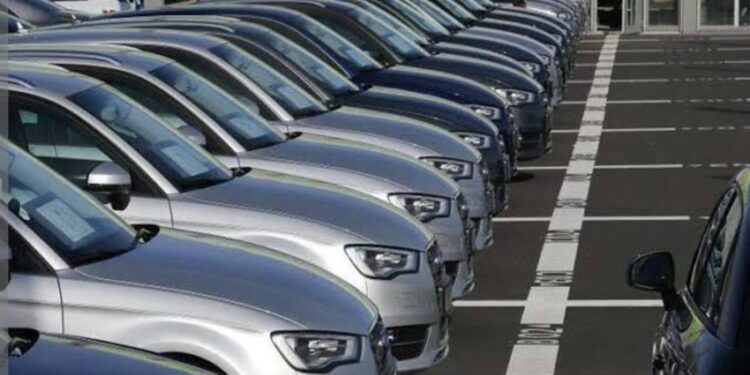 ضوابط جديدة بشأن الإفراج الجمركي عن السيارات المستوردة