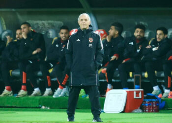 الأهلي يتفوق على المصري ويقترب من صدارة الدوري