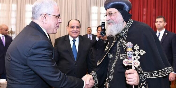 البابا تواضروس يستقبل النائب العام بمقر الكاتدرائية المرقسية بالعباسية