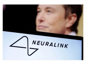 إيلون ماسك يعلن عن نجاح زراعة الشريحة الدماغية للمرة الثالثة