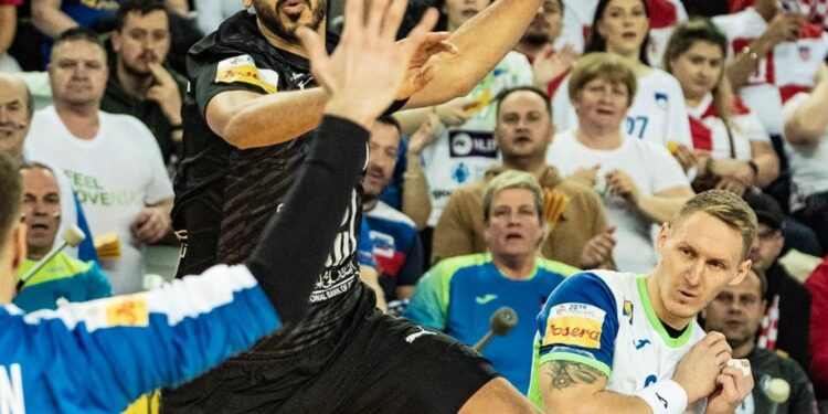 الشوط الأول.. منتخب اليد يتقدم على سلوفينيا 16/14 ببطولة العالم