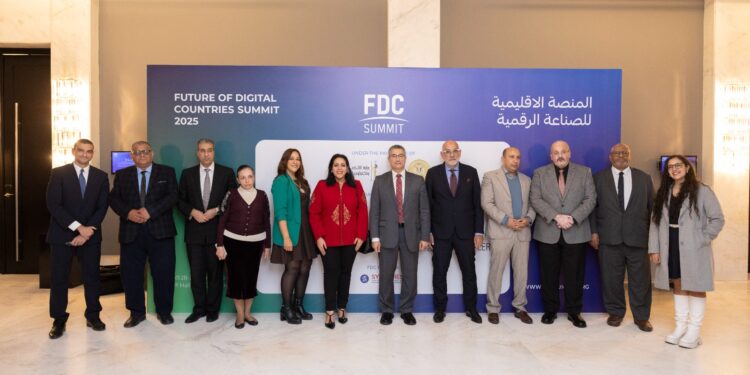 قمة FDC Summit تجمع أكثر من 120 خبير لتبادل الأفكار  بـ  4 قطاعات مختلفة