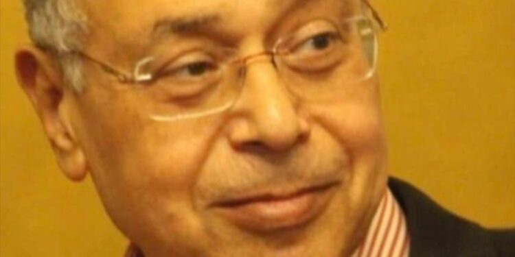 بعد الانتصار التاريخي على كرواتيا .. أمين صندوق اليد : منتخبنا رفع سقف الطموحات بالمونديال