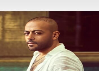 كيف أعاد تامر عاشور أداء أغنية عمرو دياب الشهيرة ؟